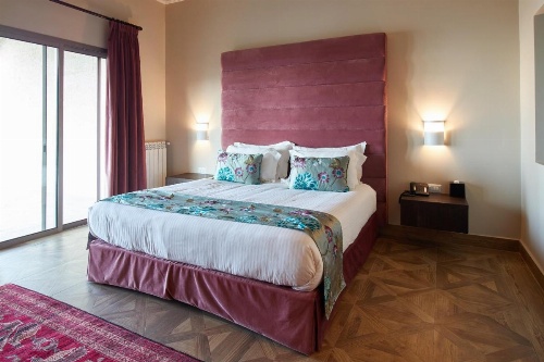 Cherry Blossom Boutique Hotel image 6